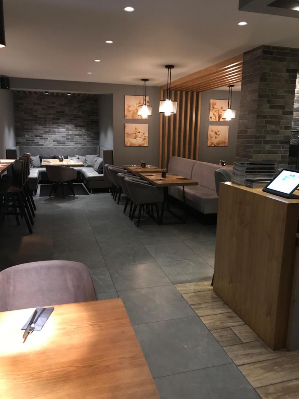 Akropolis Hotel 뉘른베르크 외부 사진